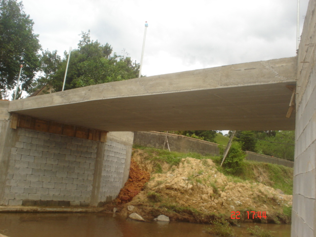 Pontes - Laje painel treliçado
